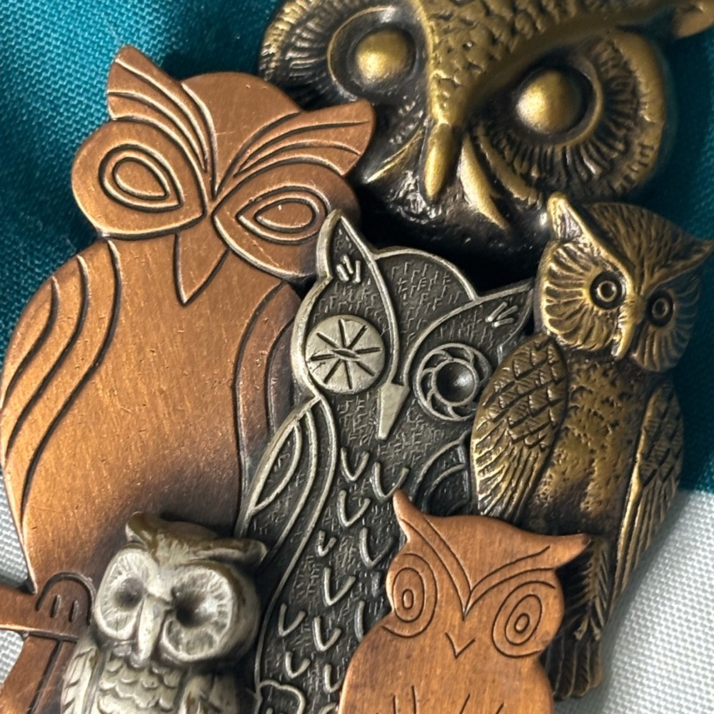 Vintage Owl Brooch in Bronze and Silver